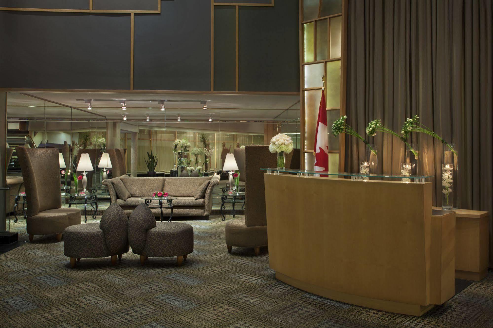 White Oaks Conference & Resort Spa Niagara-on-the-Lake Exterior photo The Club at Vancouver International Airport